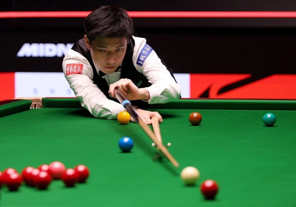 却成了一座 却成了一座