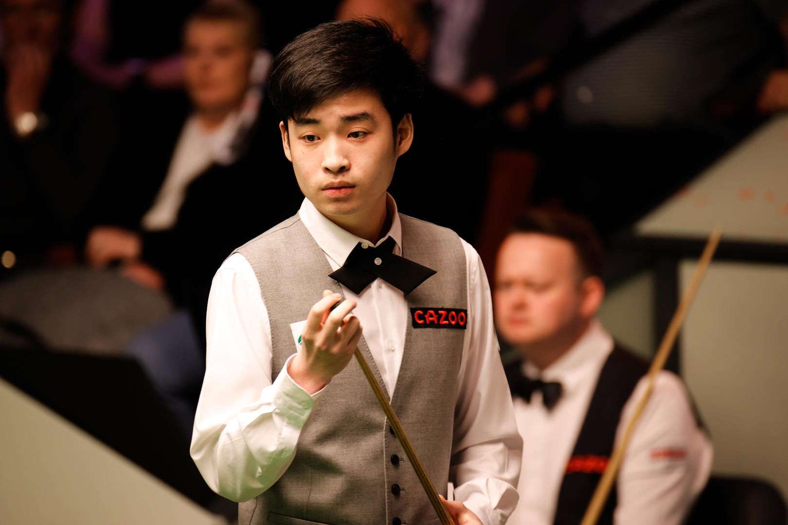 莱万双响助巴塞大胜 继续领跑西甲积分榜.