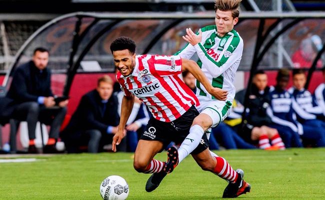 巴塞罗那正 巴塞罗那正